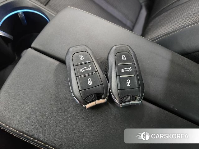 Peugeot 3008 second generation 2022 Белый из Кореи, фото 6