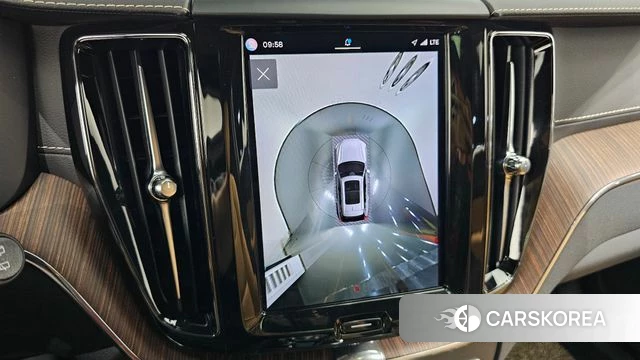 Volvo XC60 second Generation 2021 Белый из Кореи, фото 6