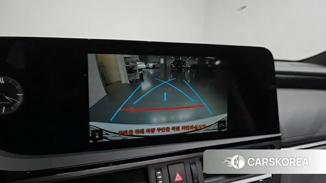 Lexus ES300h 7th generation 2025 Белый из Кореи, фото 6