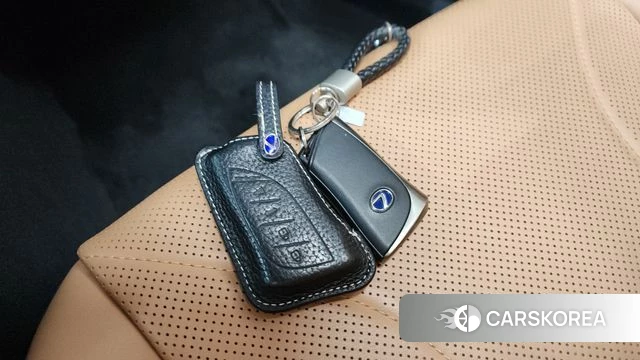 Lexus ES300h 7th generation 2022 Песочный из Кореи, фото 6