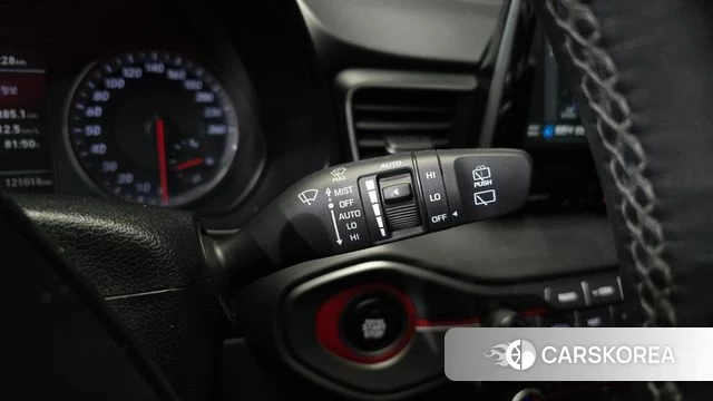 Hyundai Veloster (JS) 2018 Красный из Кореи, фото 6