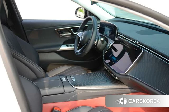 Mercedes-Benz E-class (imported) 2024 Белый из Китая, фото 6