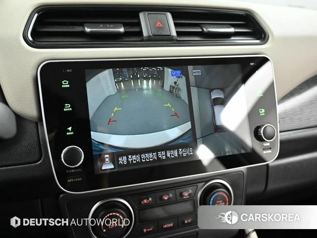 Nissan Leaf (ZE1) 2019 Белый из Кореи, фото 6