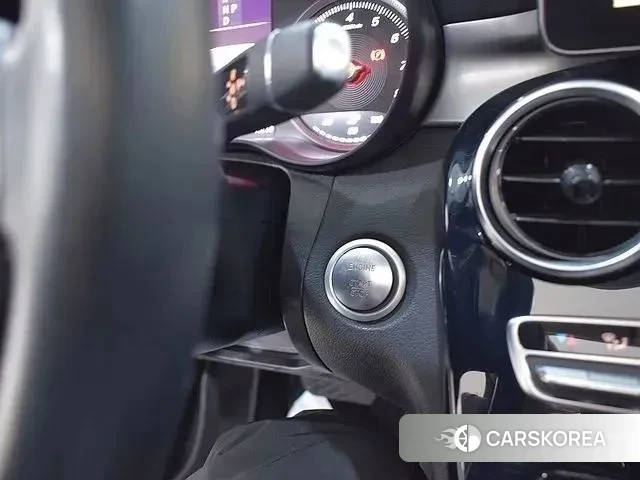 Mercedes-Benz C-Class W205 2018 Белый из Кореи, фото 6