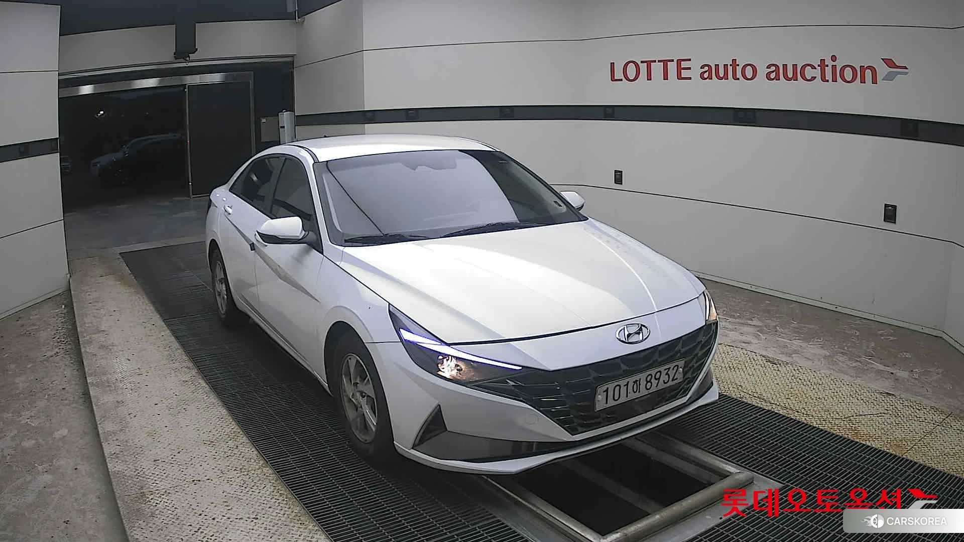 Hyundai Avante 2023 Белый из Кореи, фото 6