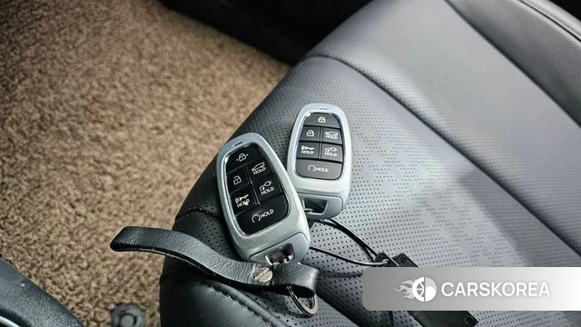 Hyundai Ionic 5 2021 Серебристо-серый из Кореи, фото 6