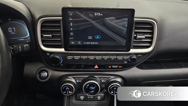 Hyundai Venue 2023 Белый из Кореи, фото 6