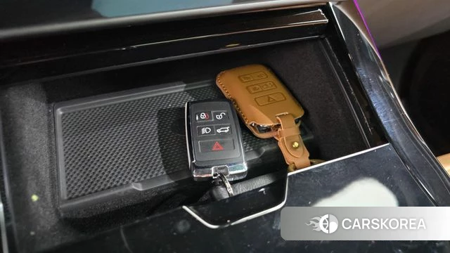 Land Rover Range Rover Sport 3rd Generation 2025 Черный из Кореи, фото 6
