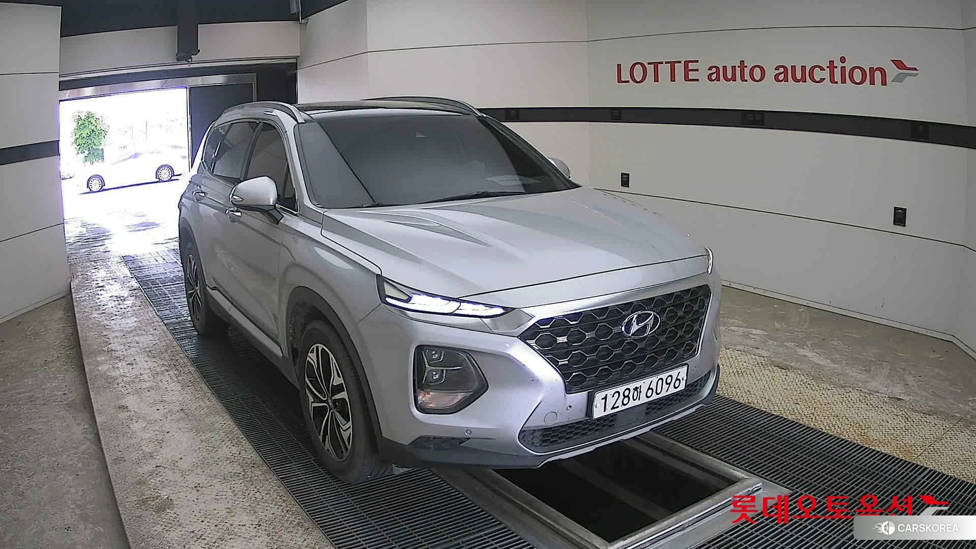 Hyundai Santa Fe 2020 Typhoon Silver из Кореи, фото 6