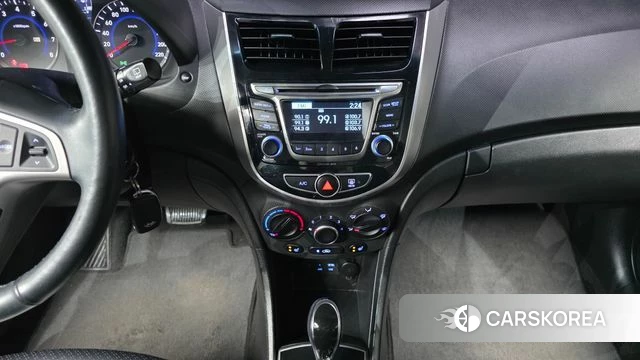 Hyundai Accent (New type) 2019 Светло-серебряный цвет из Кореи, фото 6