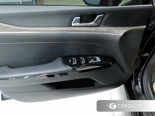 Kia K5 Hybrid 3rd Generation 2023 Черный из Кореи, фото 6