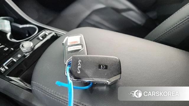 Kia K5 3rd generation 2023 Черный из Кореи, фото 6