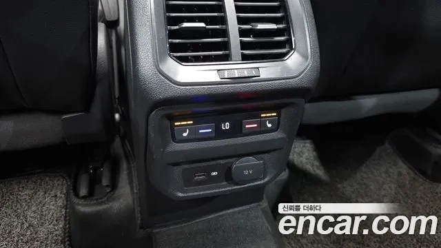 Volkswagen Tiguan second Generation 2020 Белый из Кореи, фото 6