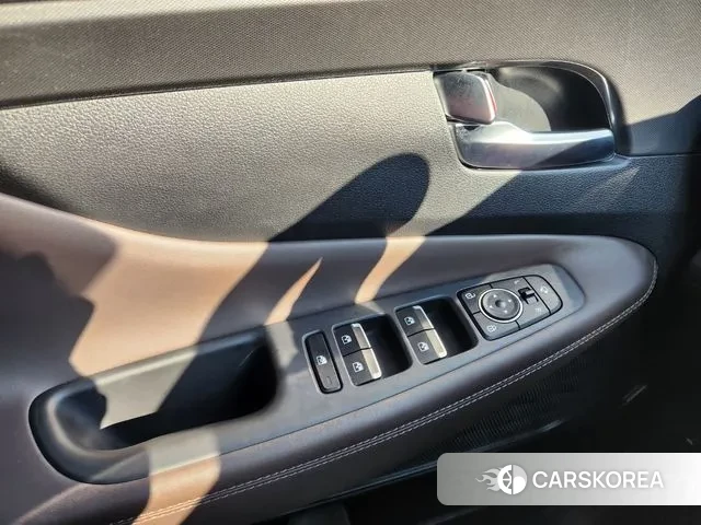 Hyundai The New Santa Fe 2021 Черный из Кореи, фото 6