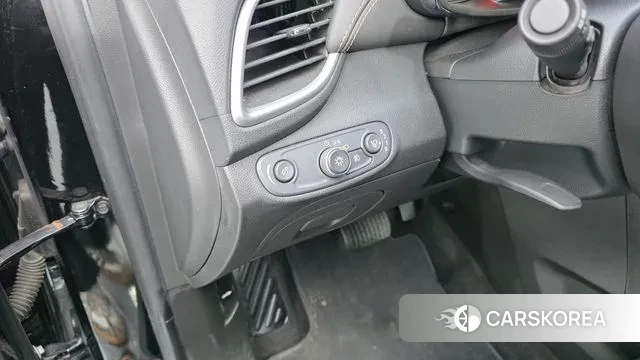 Chevrolet (GM Daewoo) The New Trax 2019 Черный из Кореи, фото 6