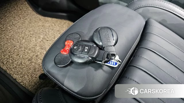 Mini Cooper S Countryman 2023 Черный из Кореи, фото 6