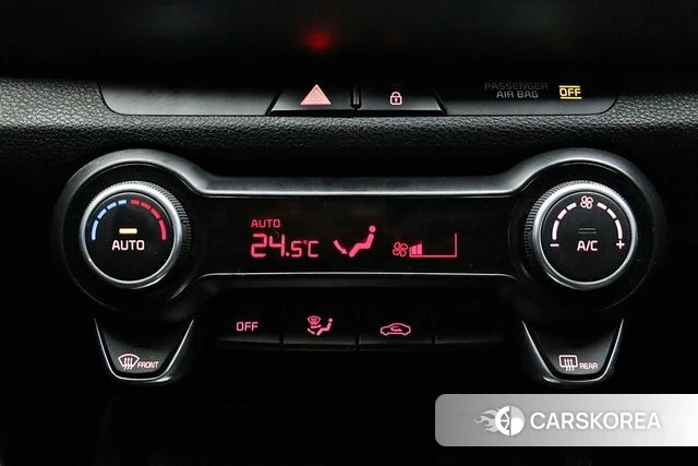 Kia Stonic 2020 Синий из Кореи, фото 6