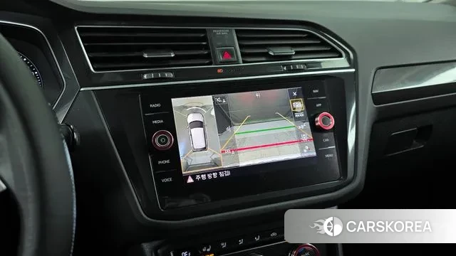 Volkswagen Tiguan second Generation 2018 Белый из Кореи, фото 6