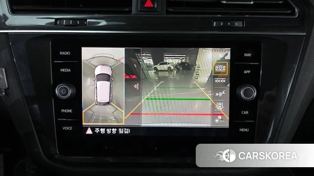 Volkswagen Tiguan Allspace 2020 Серебристо-серый из Кореи, фото 6