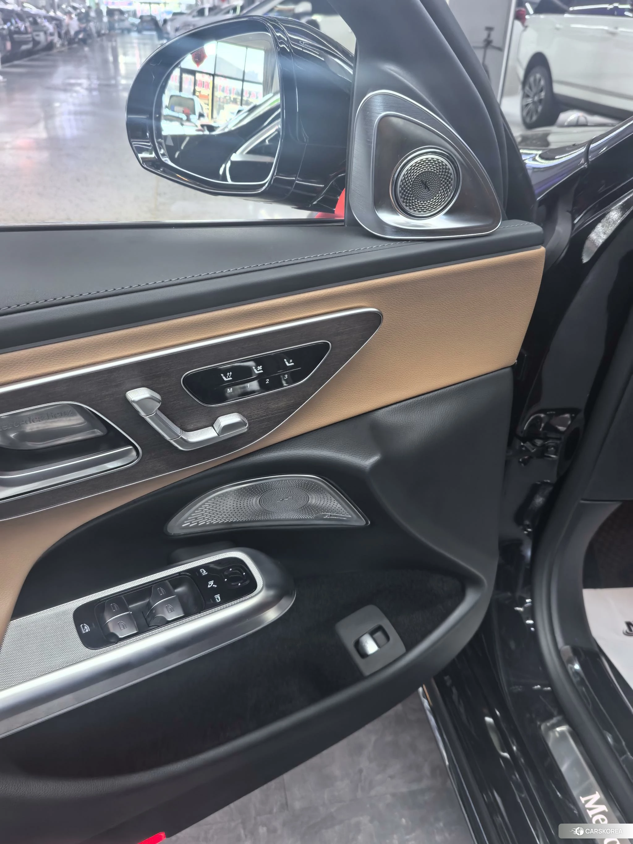 Mercedes-Benz E-Class 2024 Черный из Китая, фото 6