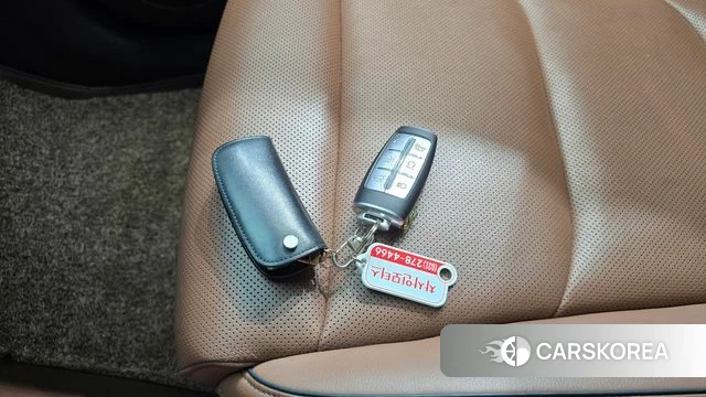 Genesis GV70 2021 Черный из Кореи, фото 6