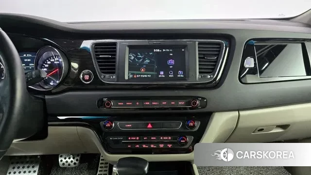 Kia The New Carnival 2018 Белый из Кореи, фото 6