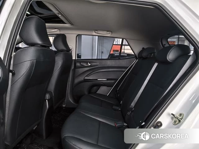 Kia Yi Ran 2022 Белый из Китая, фото 6