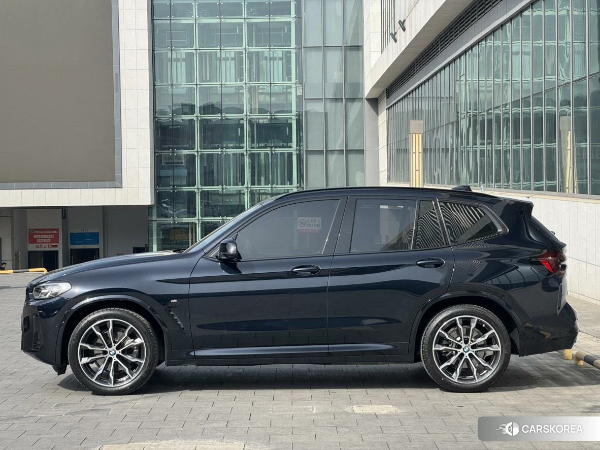 BMW X3 2023 Черный из Китая, фото 6