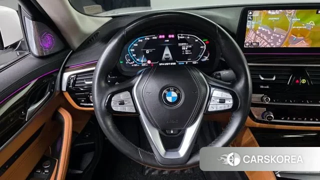 BMW 5 Series (G30) 2020 Белый из Кореи, фото 6