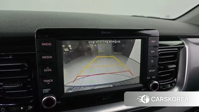 Kia Stonic 2018 Белый из Кореи, фото 6