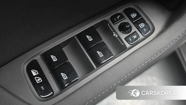 Polestar Polestar 2 2022 Светло-серебряный цвет из Кореи, фото 6