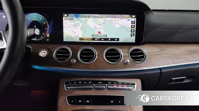 Mercedes-Benz E-Class W213 2021 Серый из Кореи, фото 6