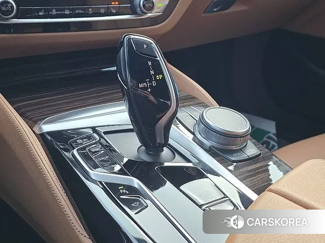 BMW 5 Series (G30) 2021 Серый из Кореи, фото 6