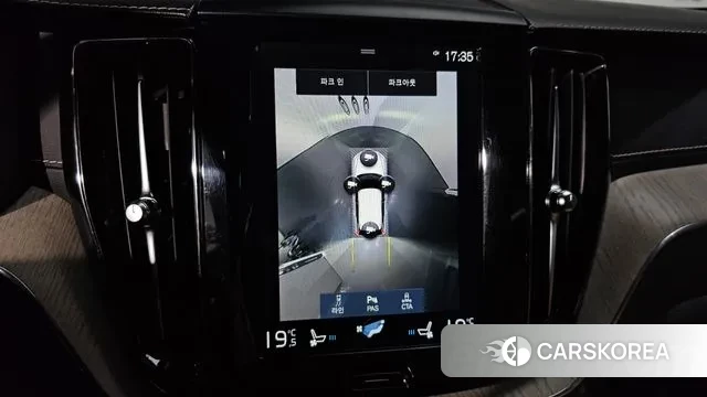 Volvo XC60 second Generation 2018 Белый из Кореи, фото 6