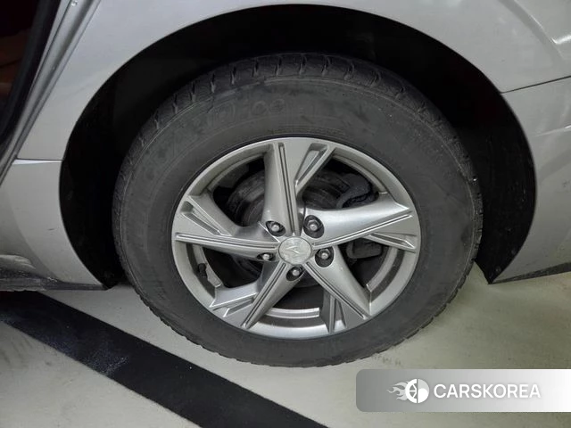 Hyundai Sonata (DN8) 2019 Серебряный из Кореи, фото 6