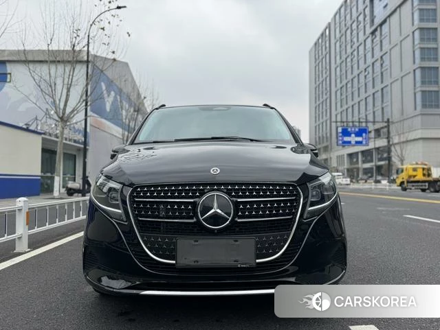 Mercedes-Benz V-class 2025 Черный из Китая, фото 6