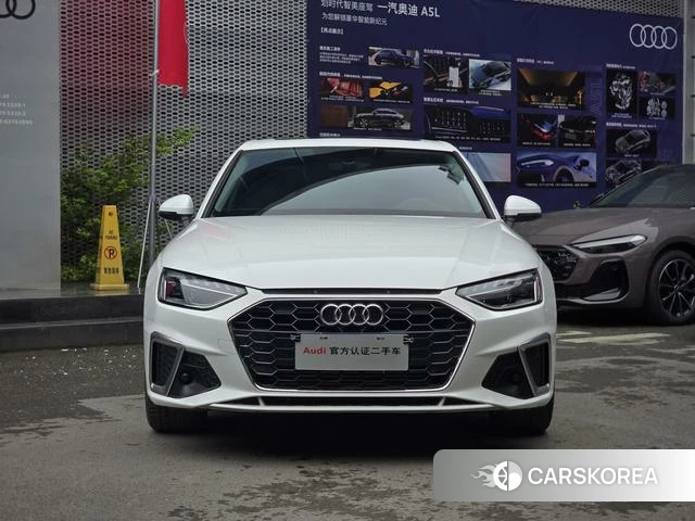 Audi A4L 2023 Белый из Китая, фото 6