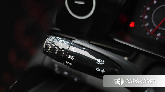 Hyundai Avante (CN7) 2022 Светло-серебряный цвет из Кореи, фото 6