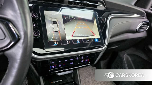 Chevrolet (GM Daewoo) Bolt EUV 2023 Белый из Кореи, фото 6