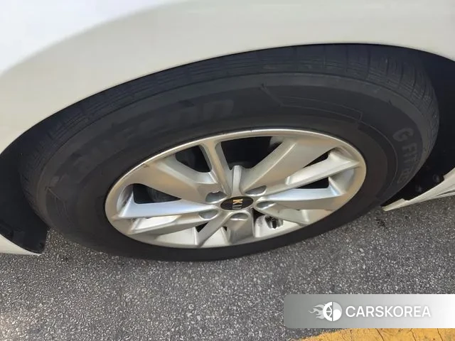 Kia K5 second generation 2018 Жемчужный цвет из Кореи, фото 6