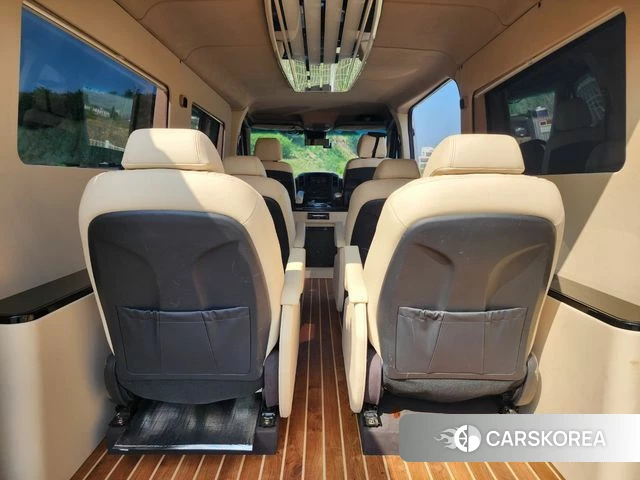 Mercedes-Benz Sprinter 2018 Песочный из Кореи, фото 6