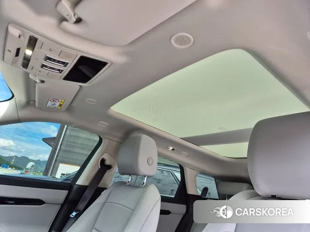 Land Rover Range Rover Evoque 2nd Generation 2024 Черный из Кореи, фото 6