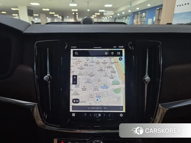 Volvo V90 Cross-Country 2025 Белый из Кореи, фото 6