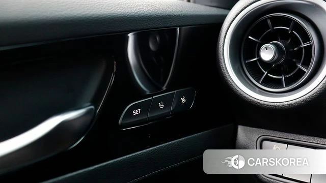 Kia The New K3 2nd generation 2022 Серый из Кореи, фото 6