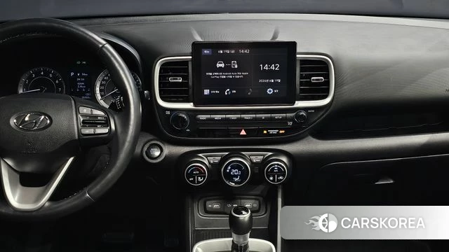 Hyundai Venue 2022 Белый из Кореи, фото 6
