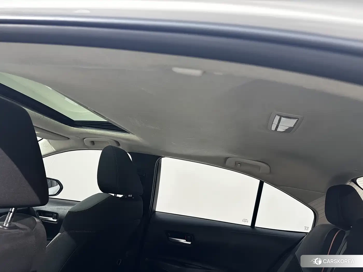 Toyota Corolla 2023 Белый из Китая, фото 6