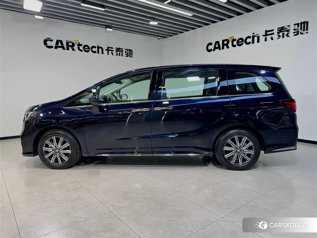 Honda Odyssey 2025 Черный из Китая, фото 6