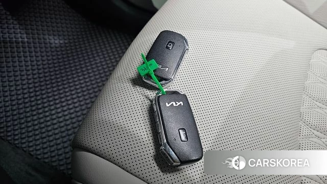 Kia Sportage 5th Generation 2023 Белый из Кореи, фото 6