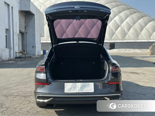 Volkswagen Lingdu 2022 Темно-серый из Китая, фото 6