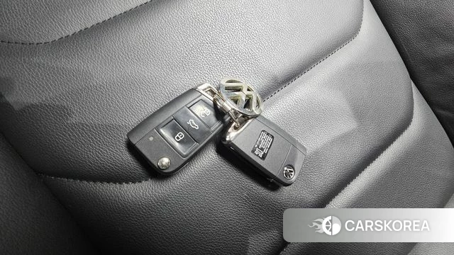 Volkswagen Tiguan second Generation 2018 Белый из Кореи, фото 6